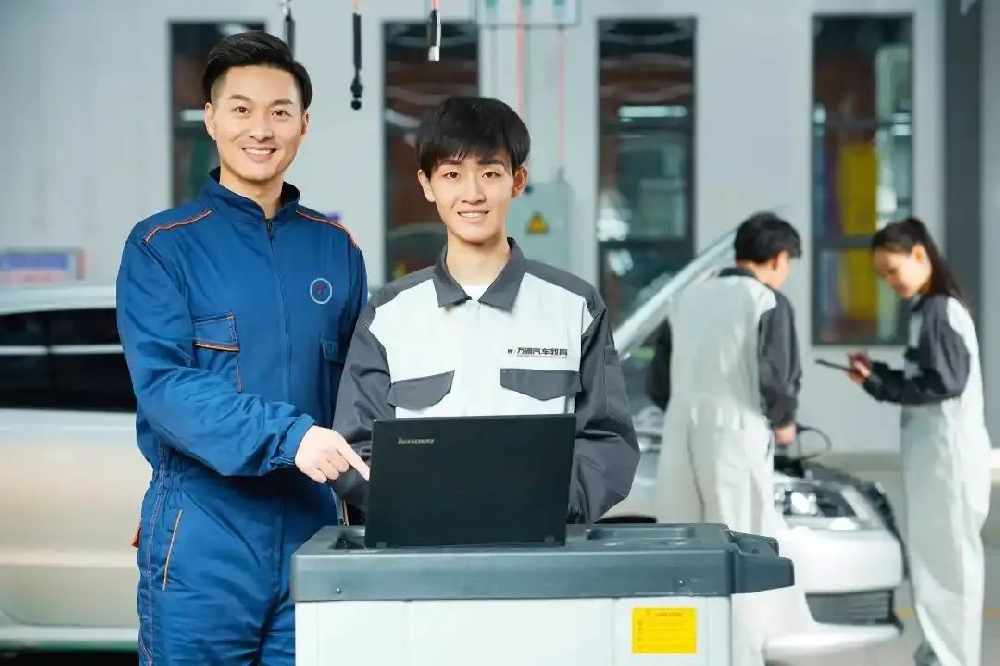 学汽修的孩子,毕业后都去了哪里?